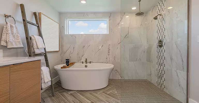 Luxury Master Bath Designs in Elizabethtown